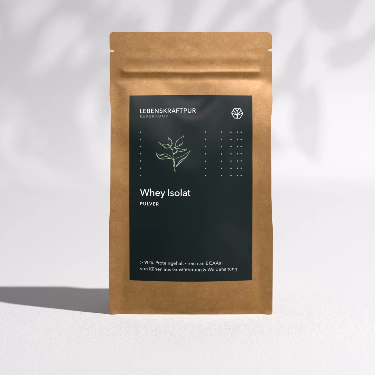 Dunkelgruener Papierbeutel Whey Isolat von Lebenskraftpur